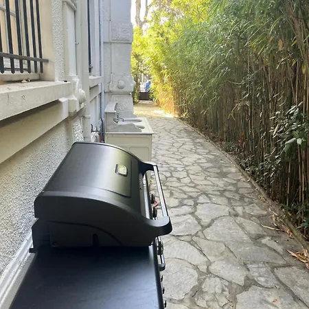 Magnifique Familiale Avec Jardin, Parking Privé, Proche Plages, Commerces, Gare, Jusqu'à 12 Pers Villa *