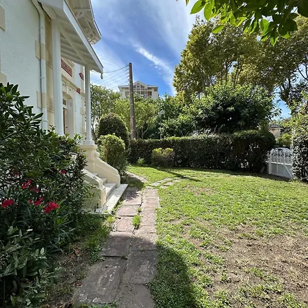 Villa Magnifique Familiale Avec Jardin, Parking Prive, Proche Plages, Commerces, Gare, Jusqu'a 12 Pers