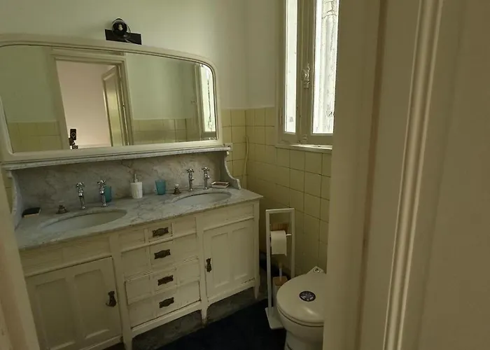 Вилла Magnifique Familiale Avec Jardin, Parking Prive, Proche Plages, Commerces, Gare, Jusqu'a 12 Pers Аркашон